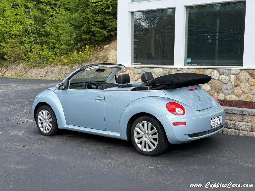 Volkswagen New Beetle  2009