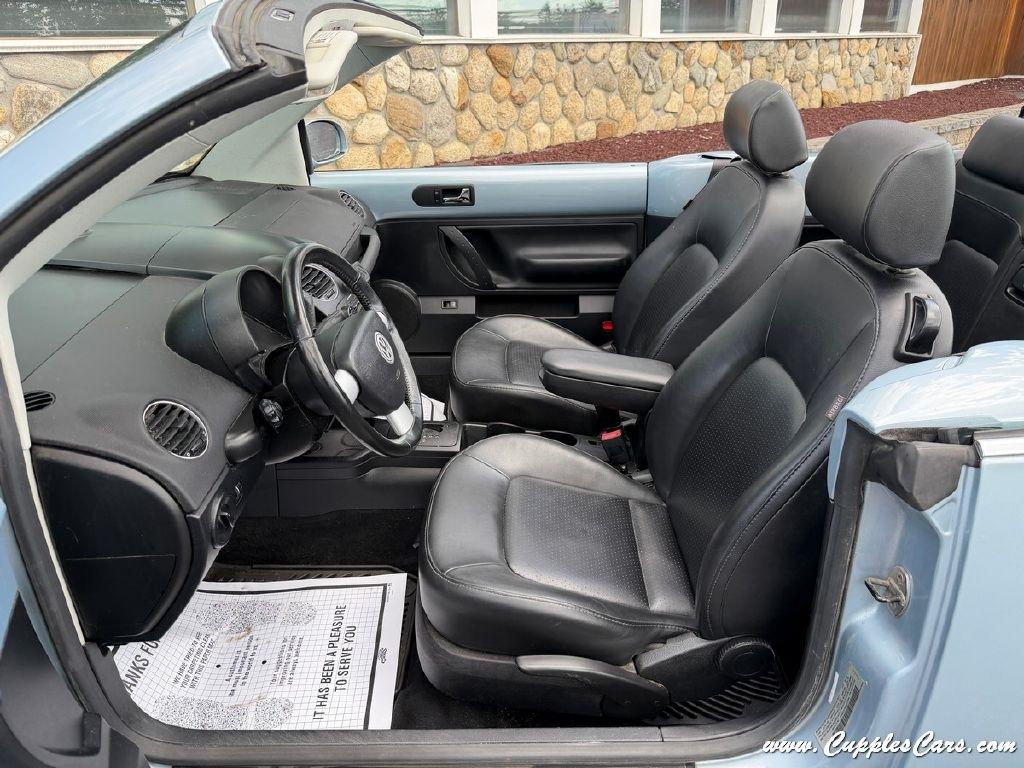 Volkswagen New Beetle  2009