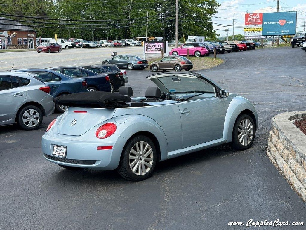 Volkswagen New Beetle  2009