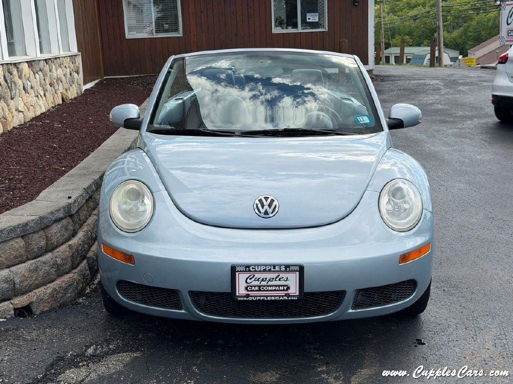 Volkswagen New Beetle  2009