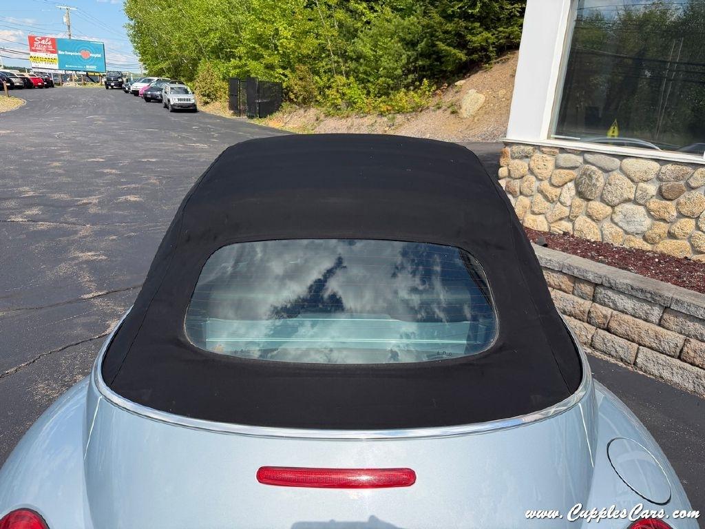 Volkswagen New Beetle  2009