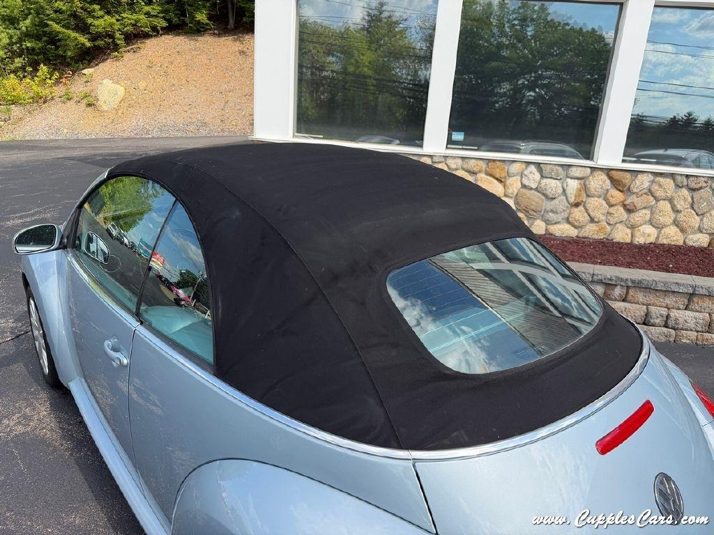 Volkswagen New Beetle  2009