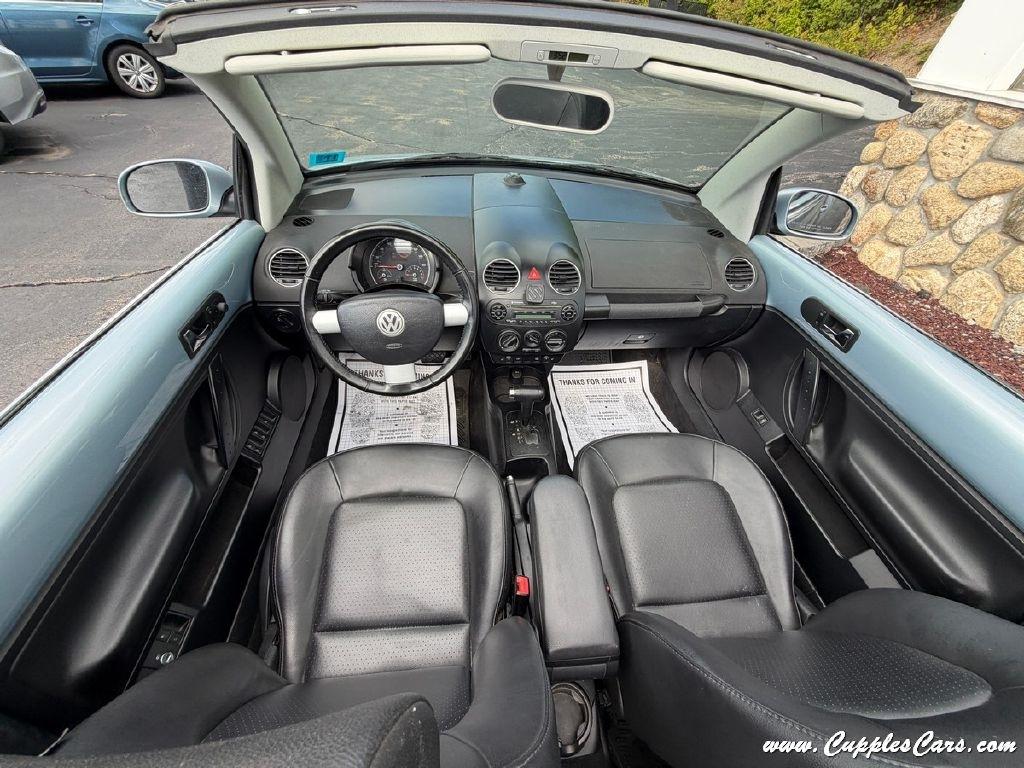 Volkswagen New Beetle  2009