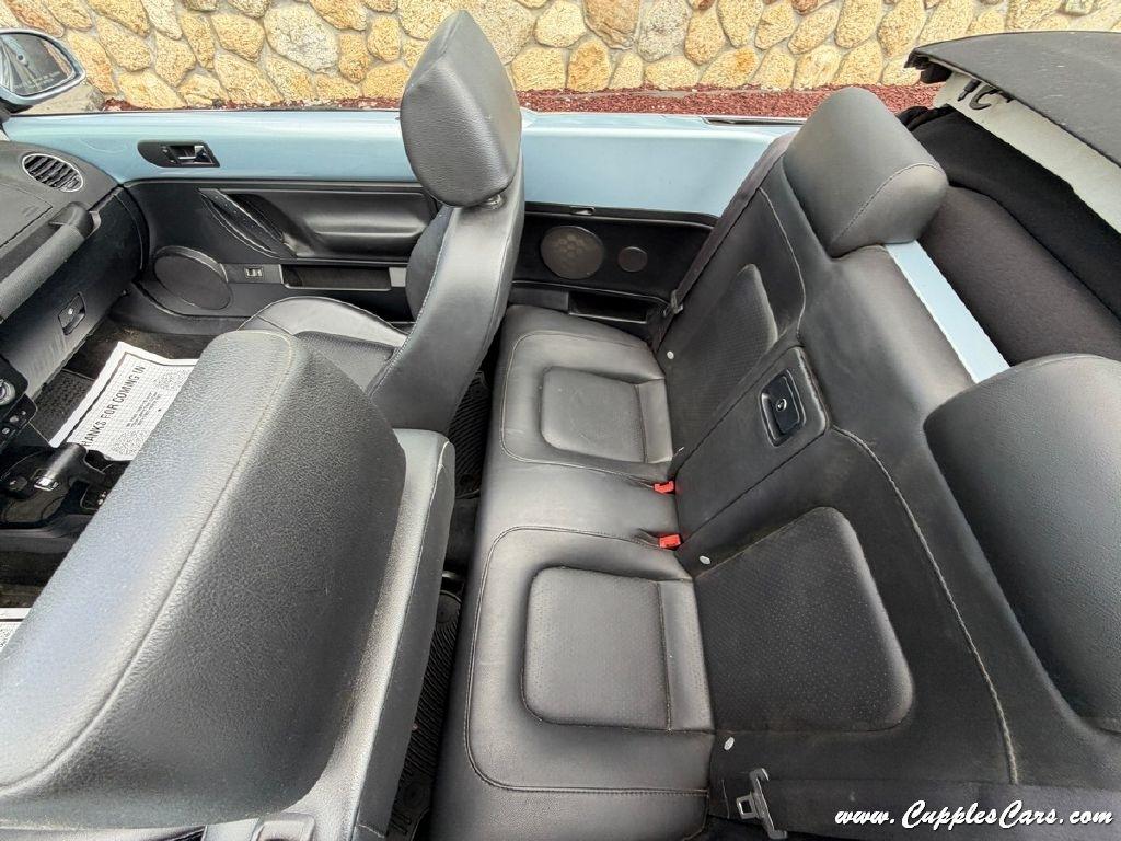 Volkswagen New Beetle  2009