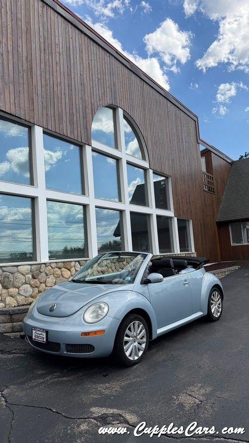 Volkswagen New Beetle  2009