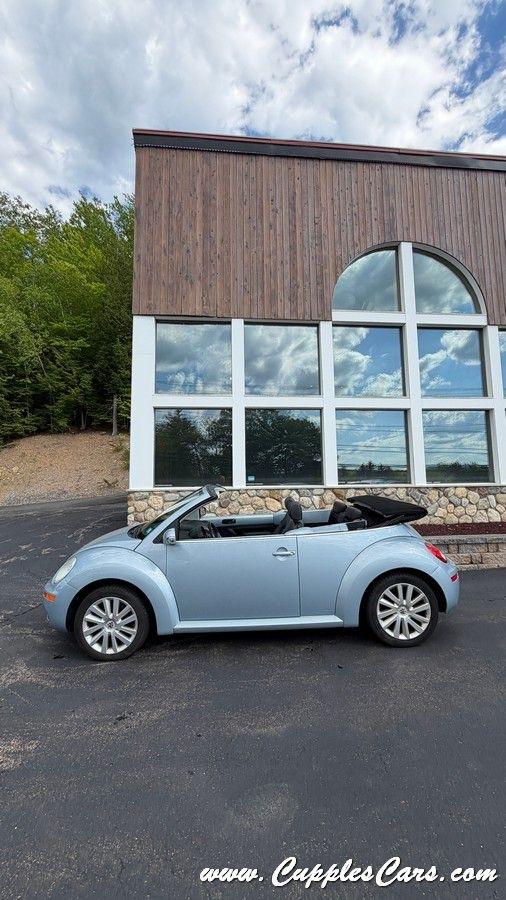 Volkswagen New Beetle  2009