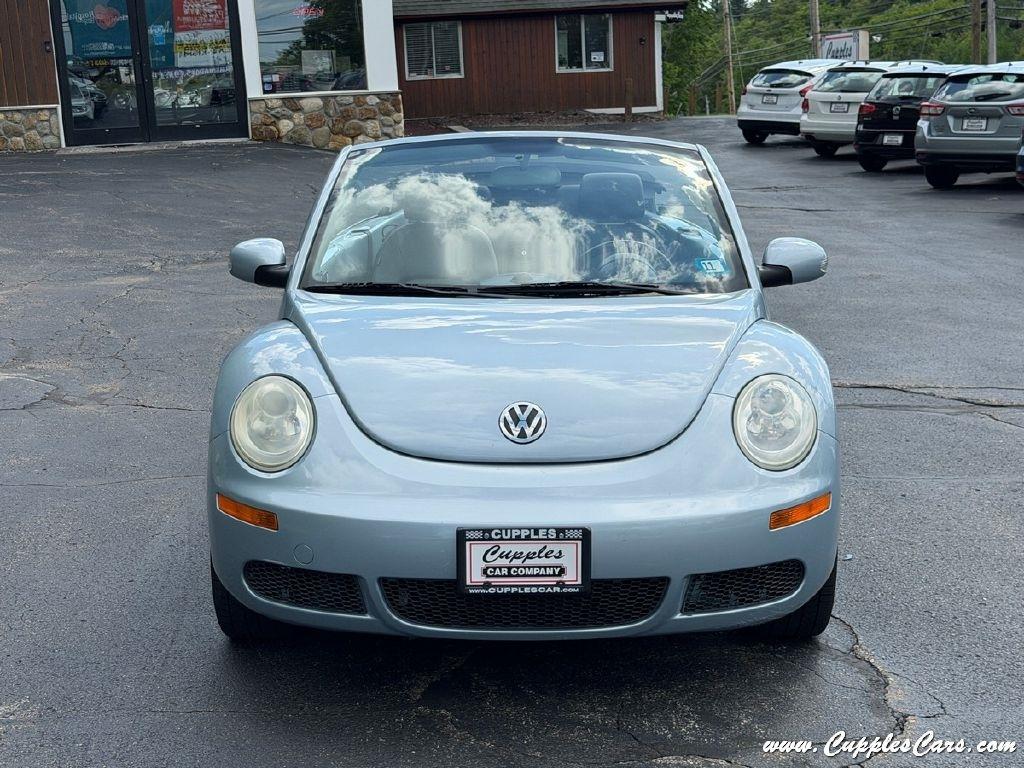 Volkswagen New Beetle  2009