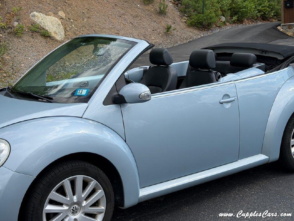 Volkswagen New Beetle  2009