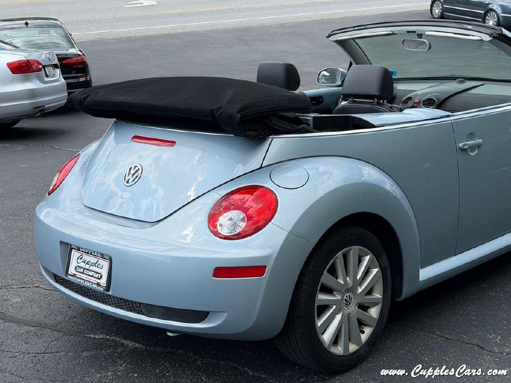 Volkswagen New Beetle  2009