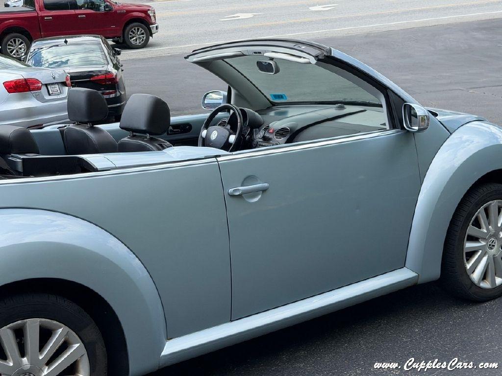 Volkswagen New Beetle  2009
