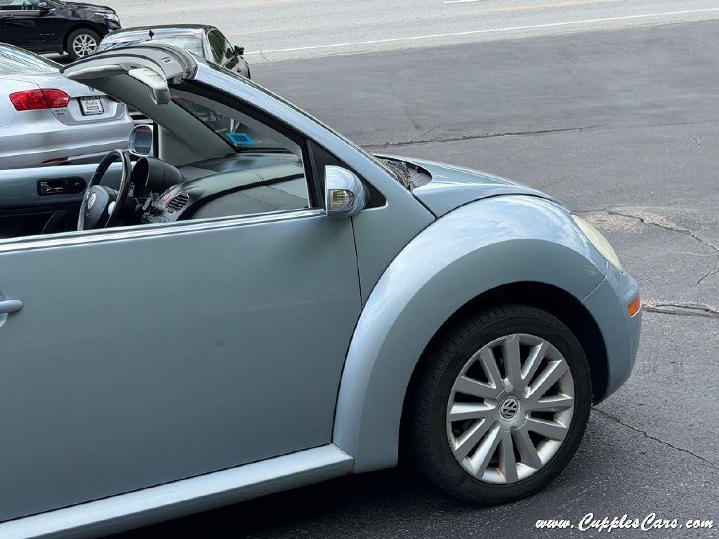 Volkswagen New Beetle  2009