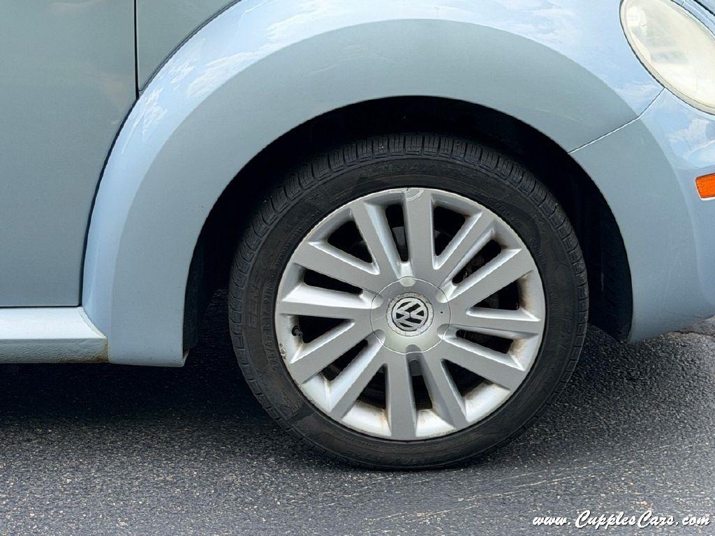 Volkswagen New Beetle  2009
