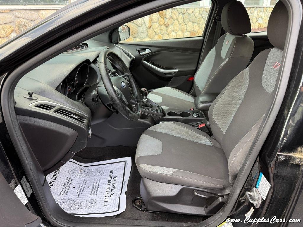 Ford Focus  2014