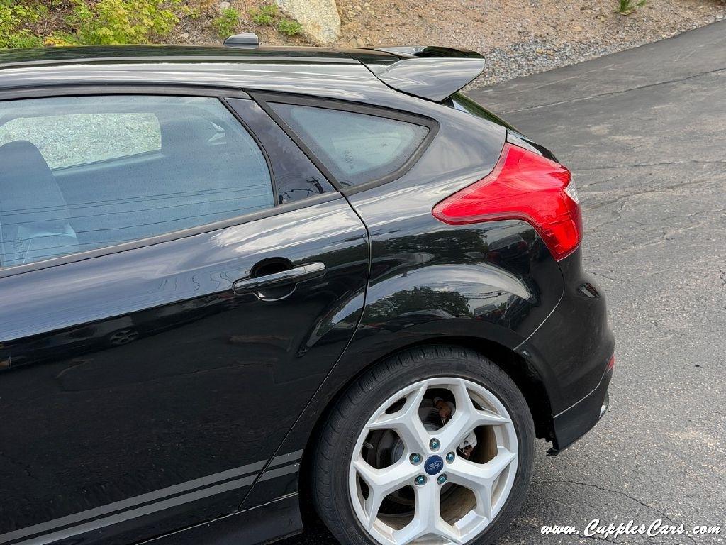 Ford Focus  2014