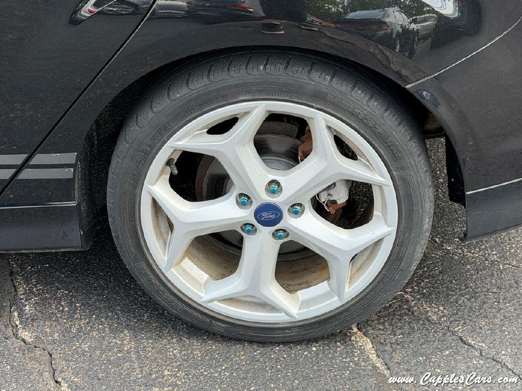 Ford Focus  2014