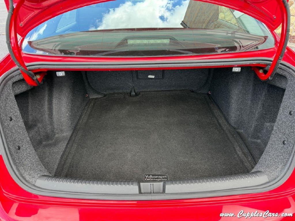 Volkswagen Jetta  2015