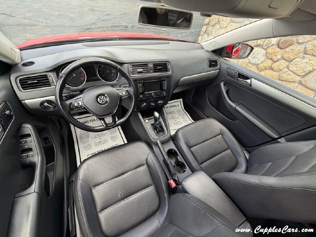 Volkswagen Jetta  2015