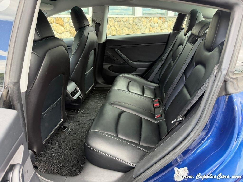 Tesla Model 3  2020