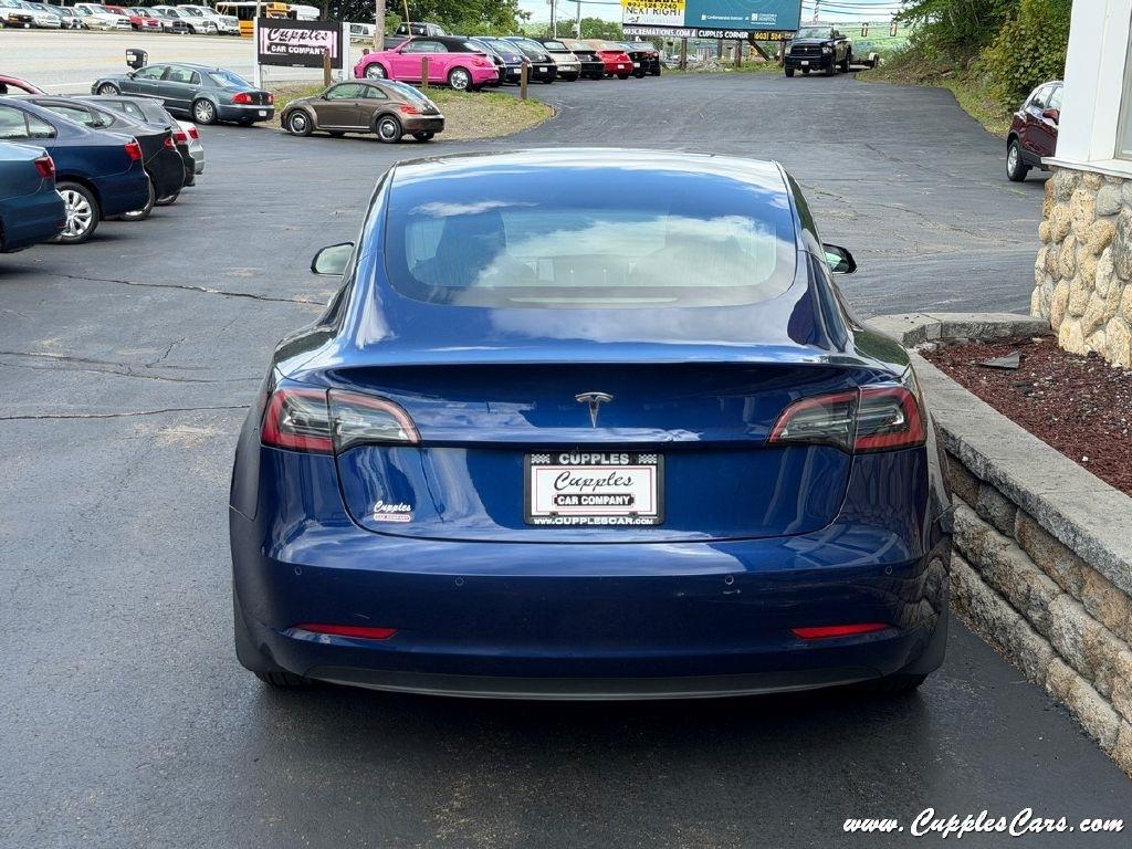 Tesla Model 3  2020