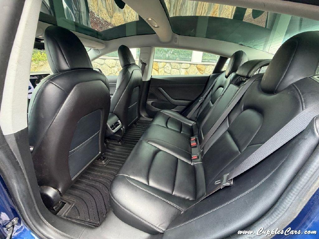 Tesla Model 3  2020