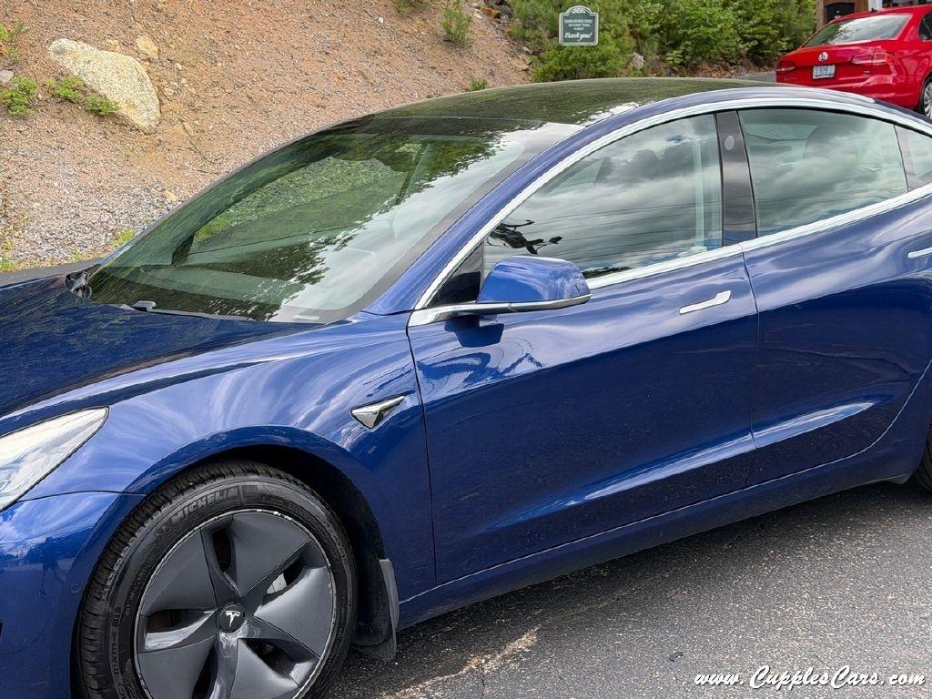 Tesla Model 3  2020