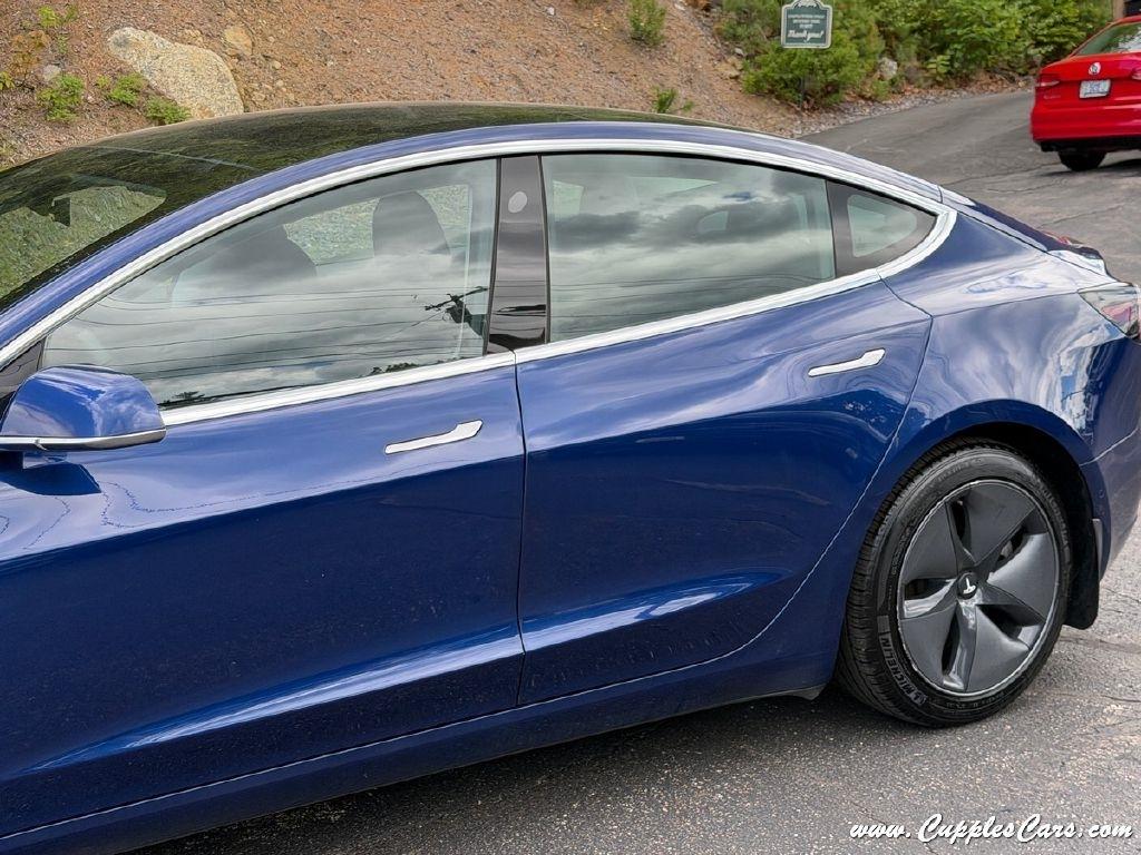 Tesla Model 3  2020