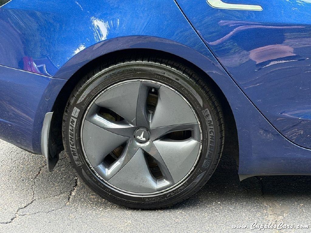 Tesla Model 3  2020