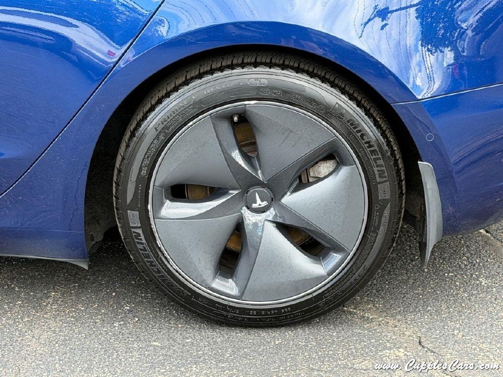 Tesla Model 3  2020