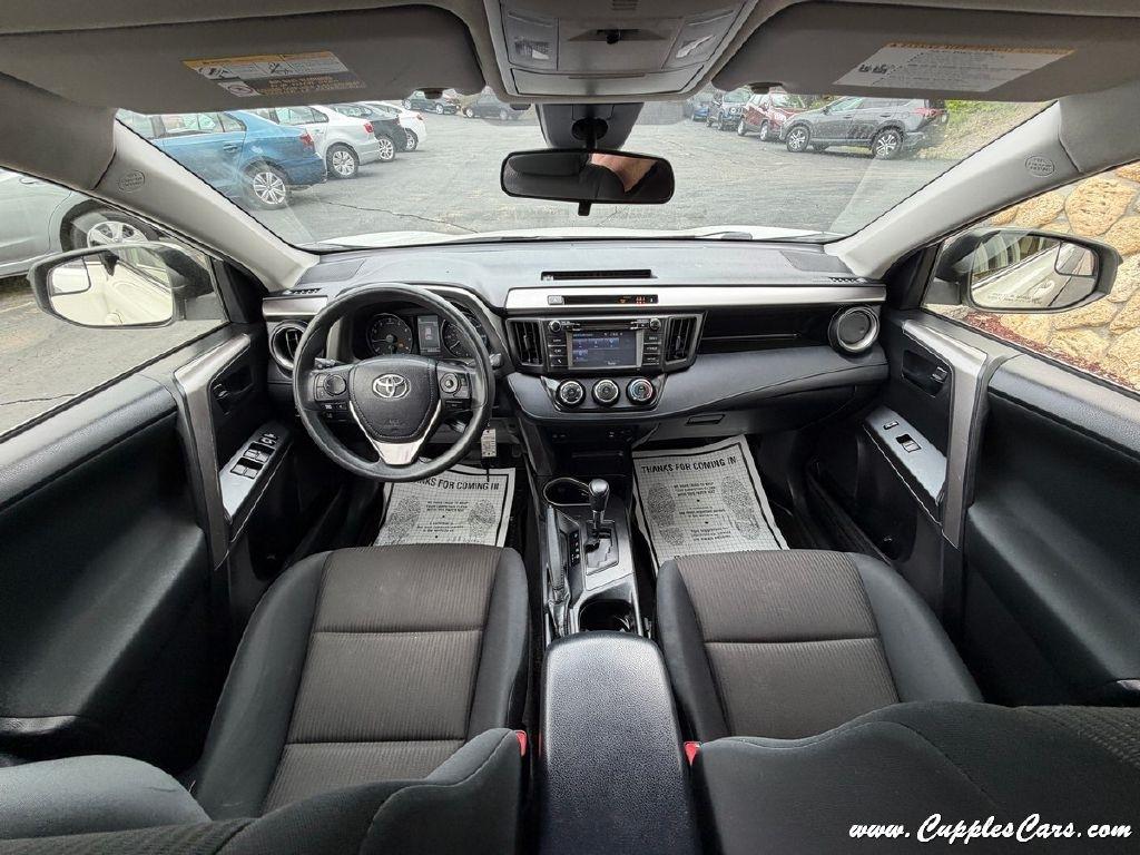 Toyota RAV4  2018