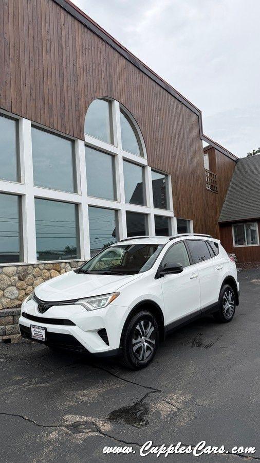 Toyota RAV4  2018