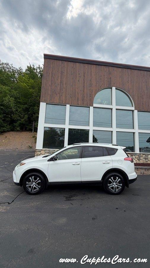 Toyota RAV4  2018