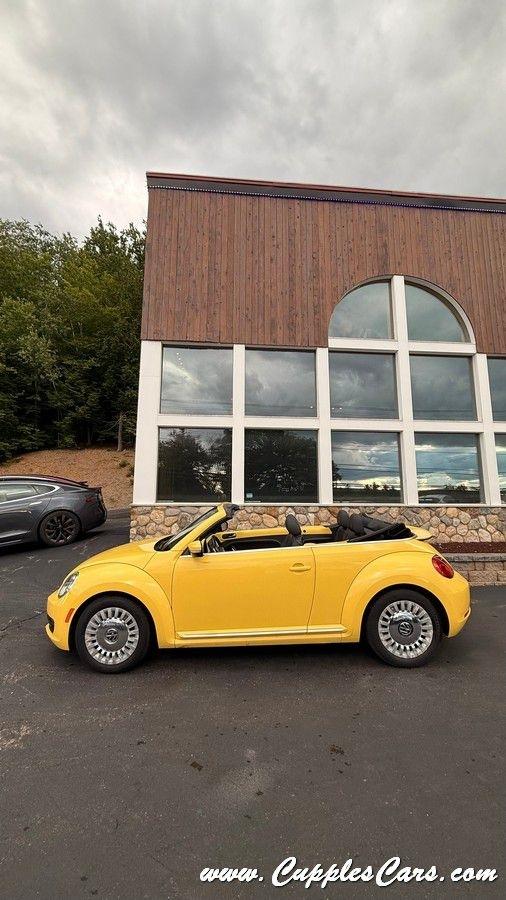 Volkswagen Beetle  2015