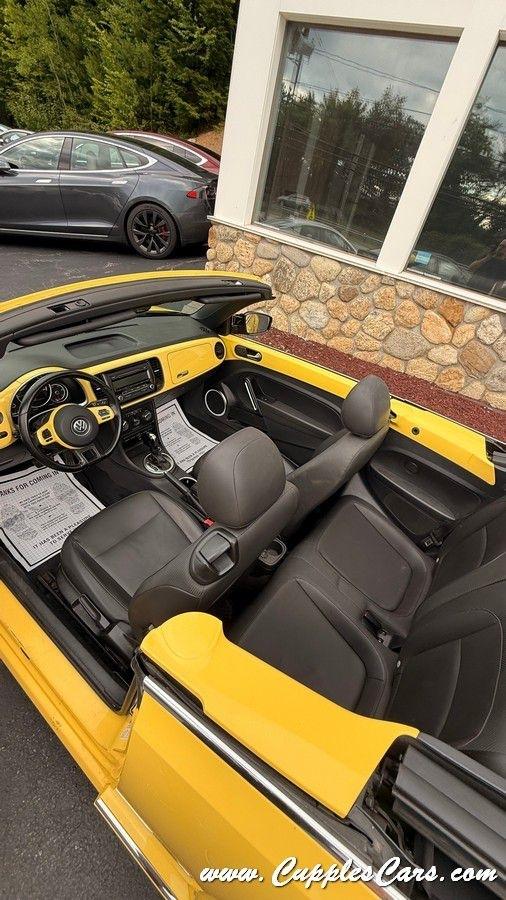 Volkswagen Beetle  2015