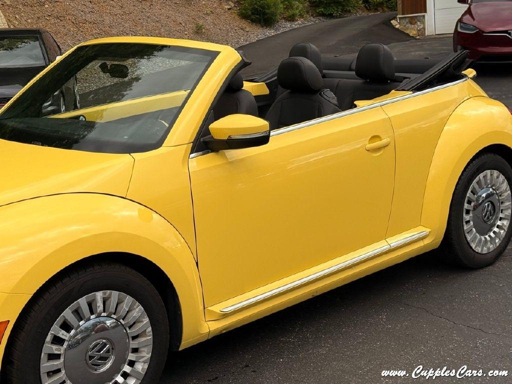 Volkswagen Beetle  2015
