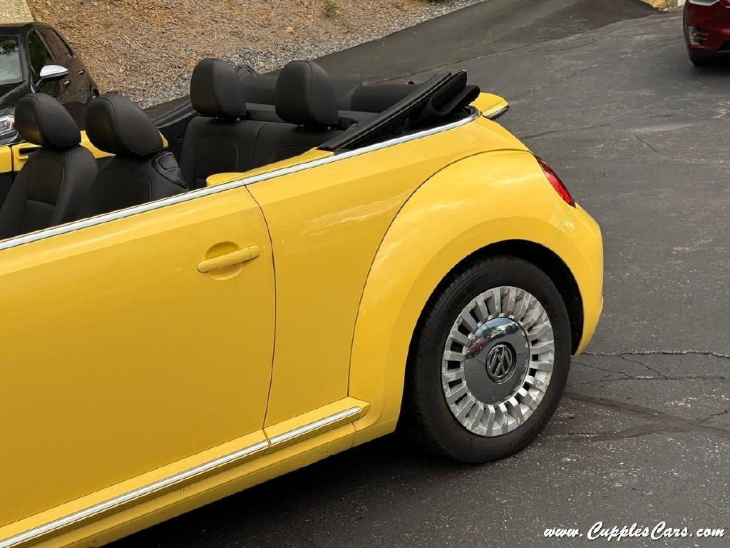 Volkswagen Beetle  2015