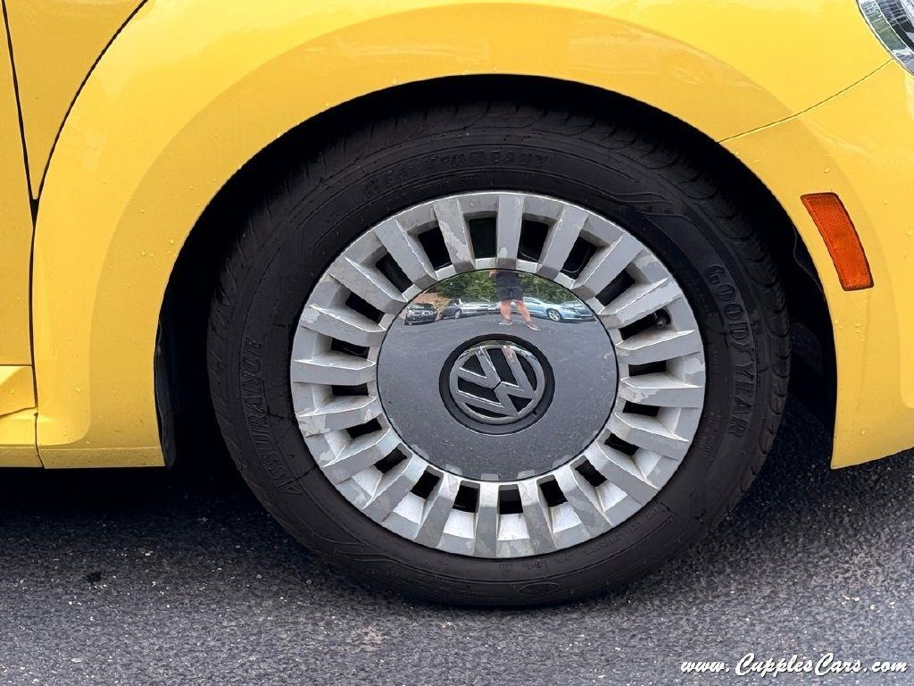 Volkswagen Beetle  2015