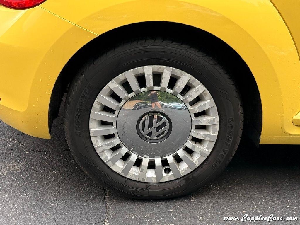Volkswagen Beetle  2015