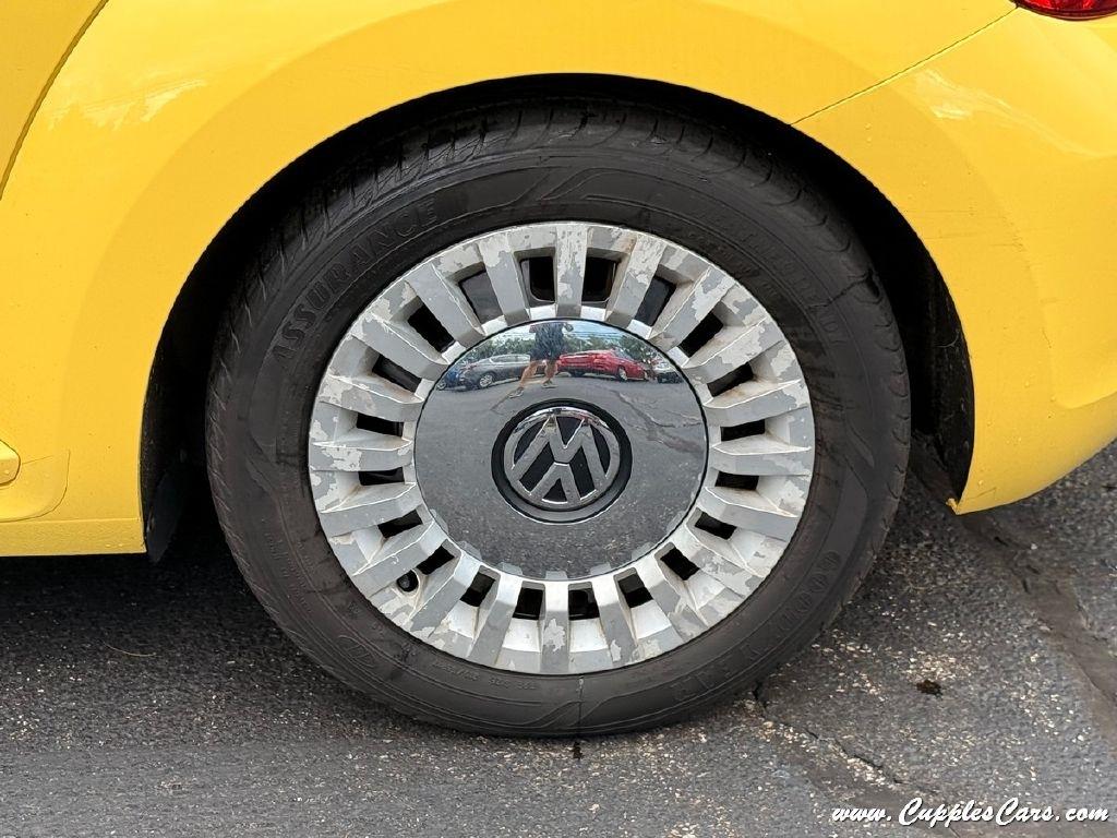 Volkswagen Beetle  2015