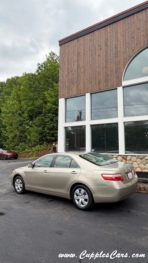 Toyota Camry  2007