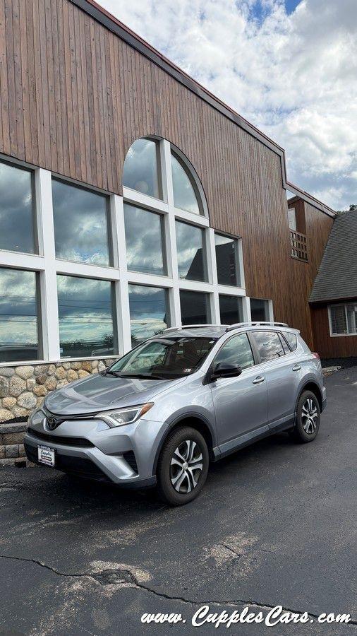 Toyota RAV4  2017