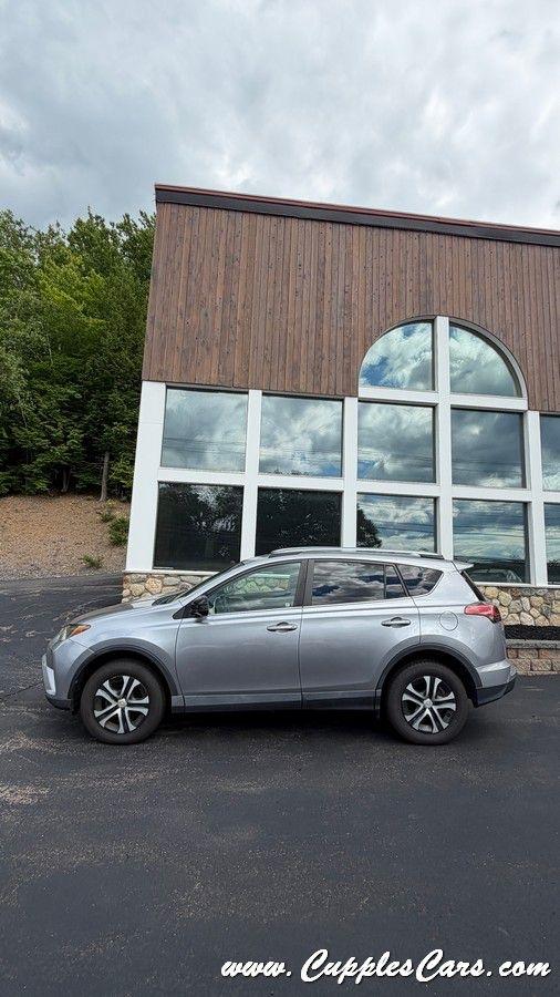 Toyota RAV4  2017