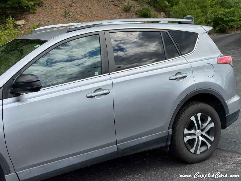 Toyota RAV4  2017