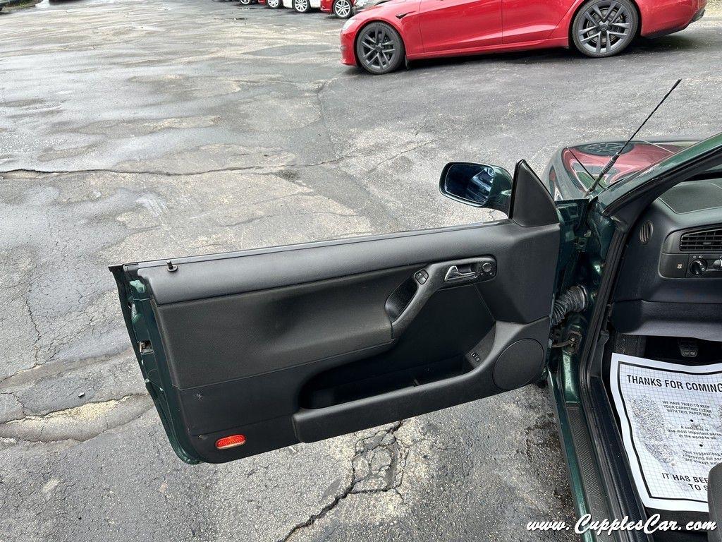 Volkswagen Cabrio  2001
