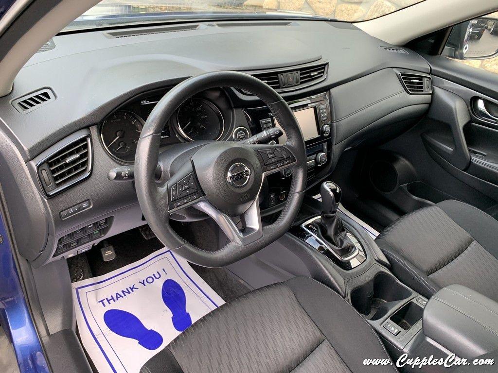 Nissan Rogue  2020