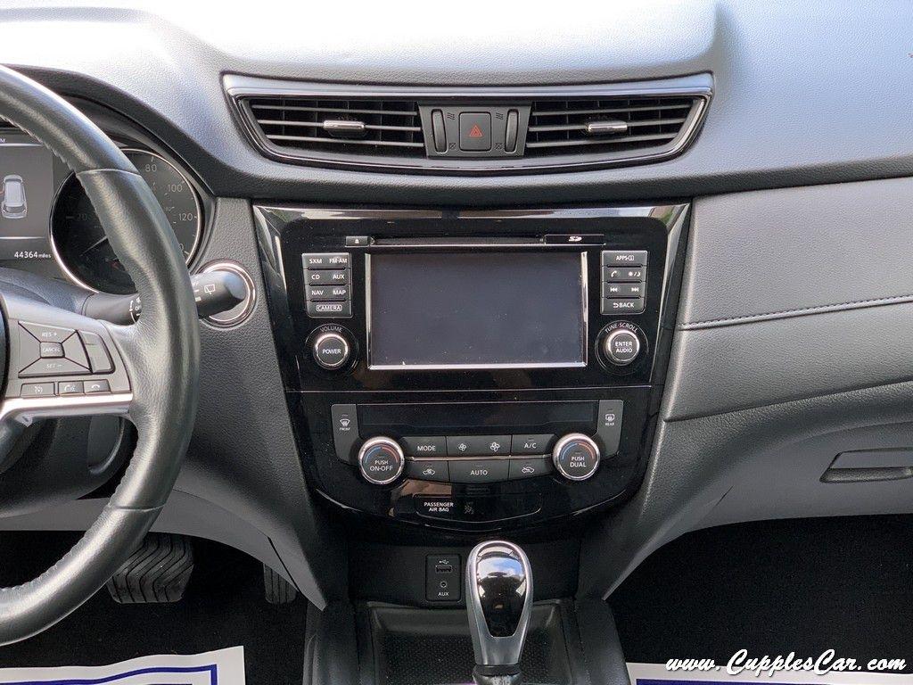 Nissan Rogue  2020