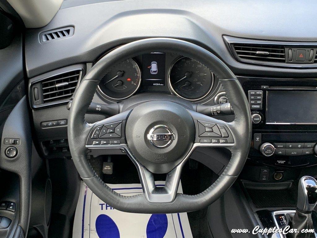 Nissan Rogue  2020
