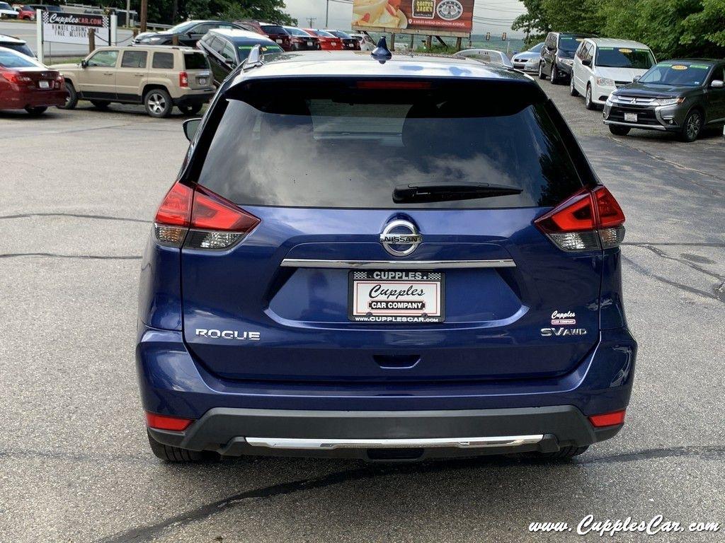 Nissan Rogue  2020