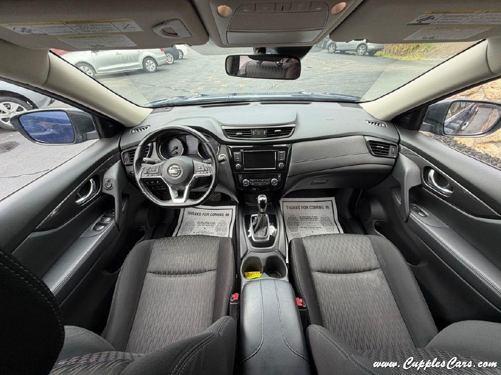 Nissan Rogue  2020