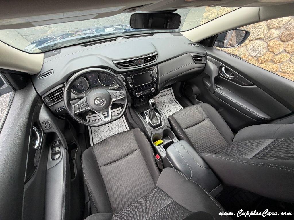 Nissan Rogue  2020