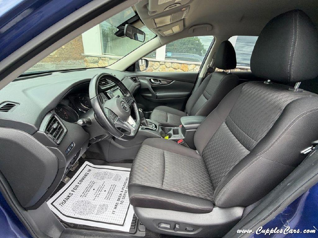 Nissan Rogue  2020